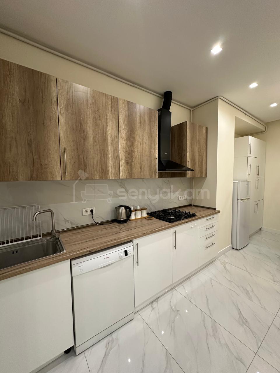 3 Սենյականոց Բնակարան Նորակառույցում, 85քմ, 8/16 հարկ, Կապիտալ Վերանորոգված, Կահավորված, Արևկող