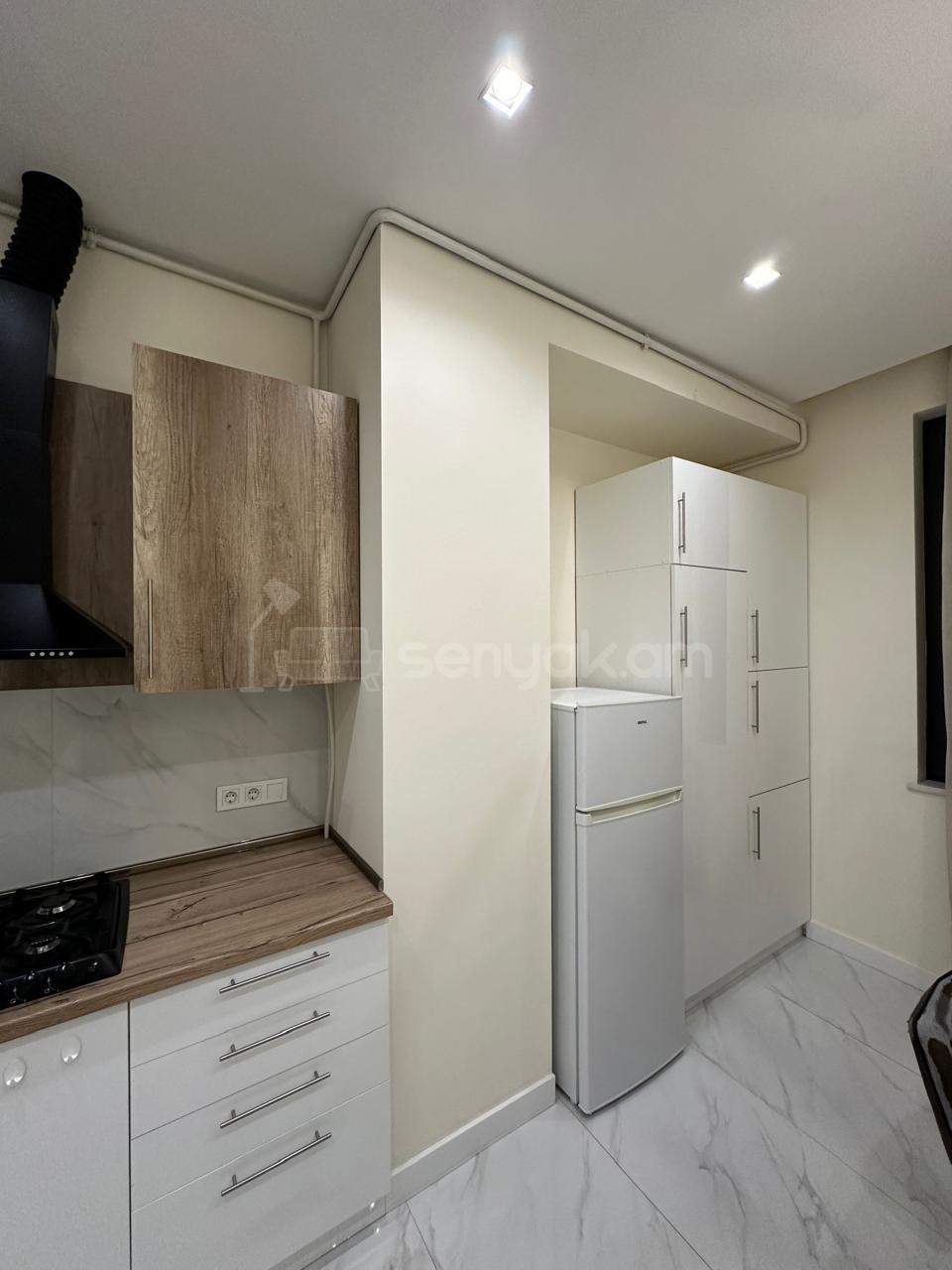 3 Սենյականոց Բնակարան Նորակառույցում, 85քմ, 8/16 հարկ, Կապիտալ Վերանորոգված, Կահավորված, Արևկող