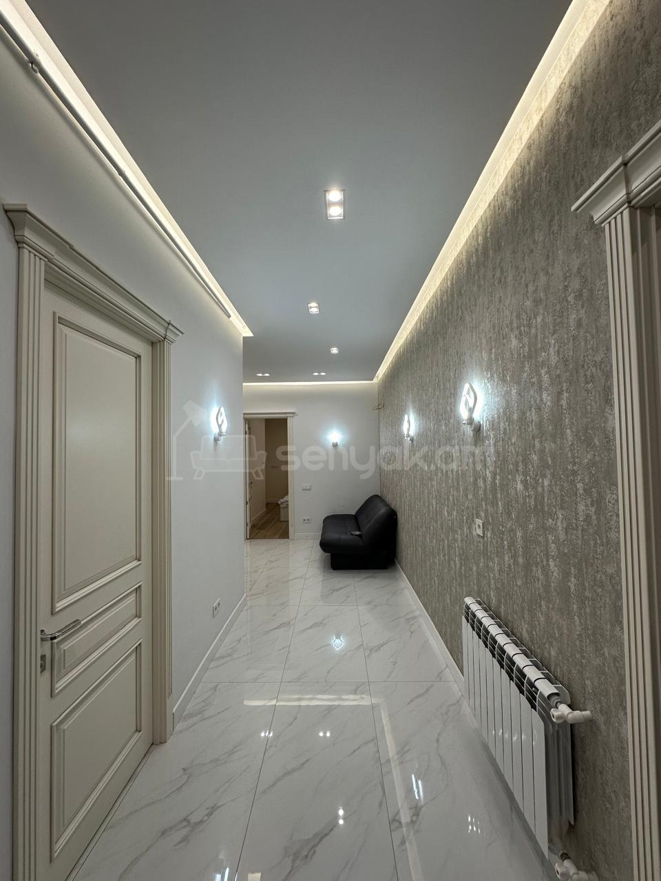 3 Սենյականոց Բնակարան Նորակառույցում, 85քմ, 8/16 հարկ, Կապիտալ Վերանորոգված, Կահավորված, Արևկող