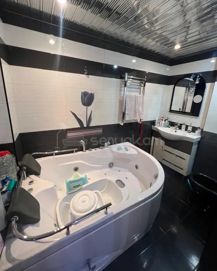 4 Սենյականոց Բնակարան, 88քմ, 4/9 հարկ, Դիզայներական Վերանորոգված