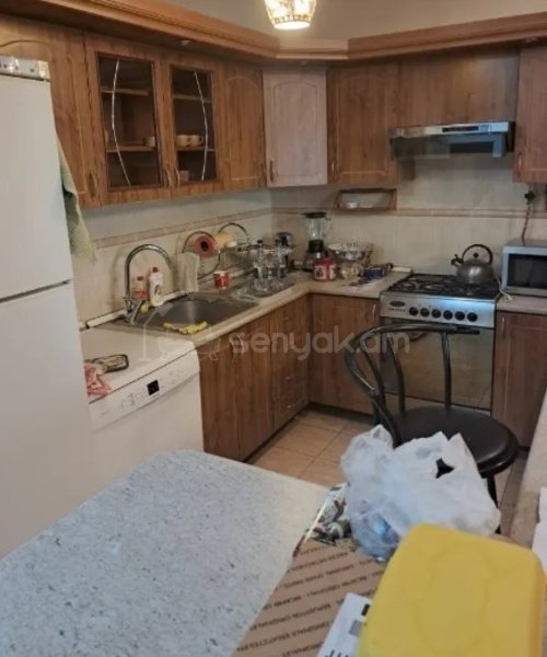 2 Սենյականոց Բնակարան Քարե Շենքում, 72քմ, 2/5 հարկ, Կոսմետիկ Վերանորոգված