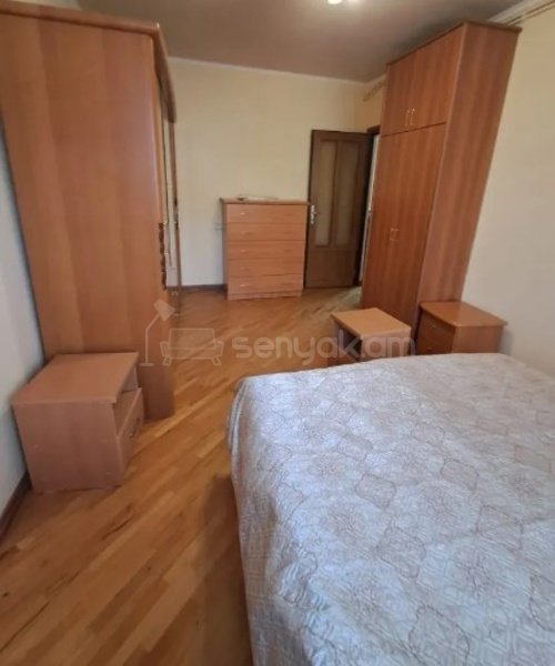 2 Սենյականոց Բնակարան Քարե Շենքում, 72քմ, 2/5 հարկ, Կոսմետիկ Վերանորոգված