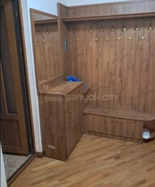 2 Սենյականոց Բնակարան Քարե Շենքում, 72քմ, 2/5 հարկ, Կոսմետիկ Վերանորոգված