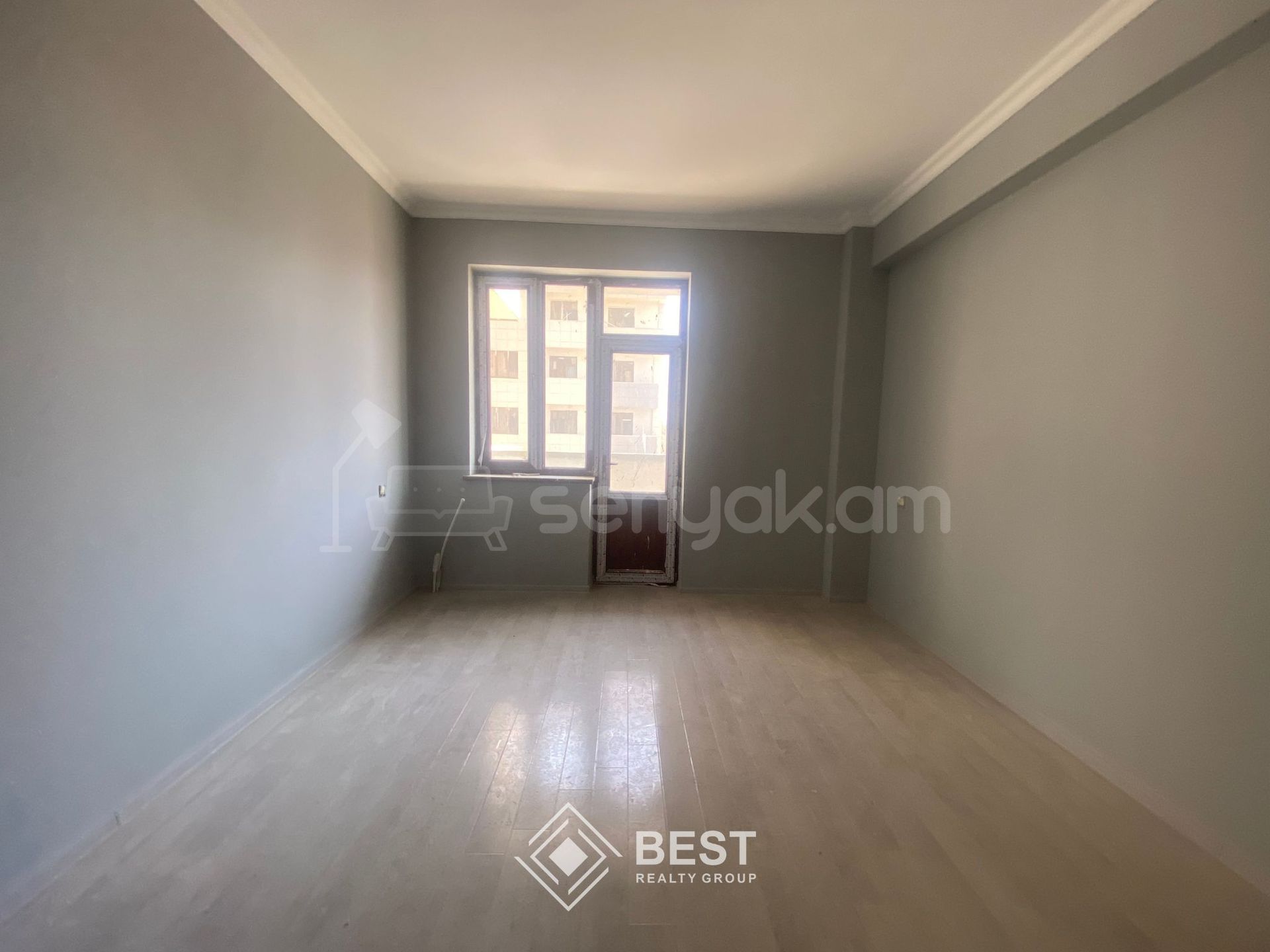 4 Սենյականոց Բնակարան Նորակառույցում, 124քմ, 13/17 հարկ, Կապիտալ Վերանորոգված