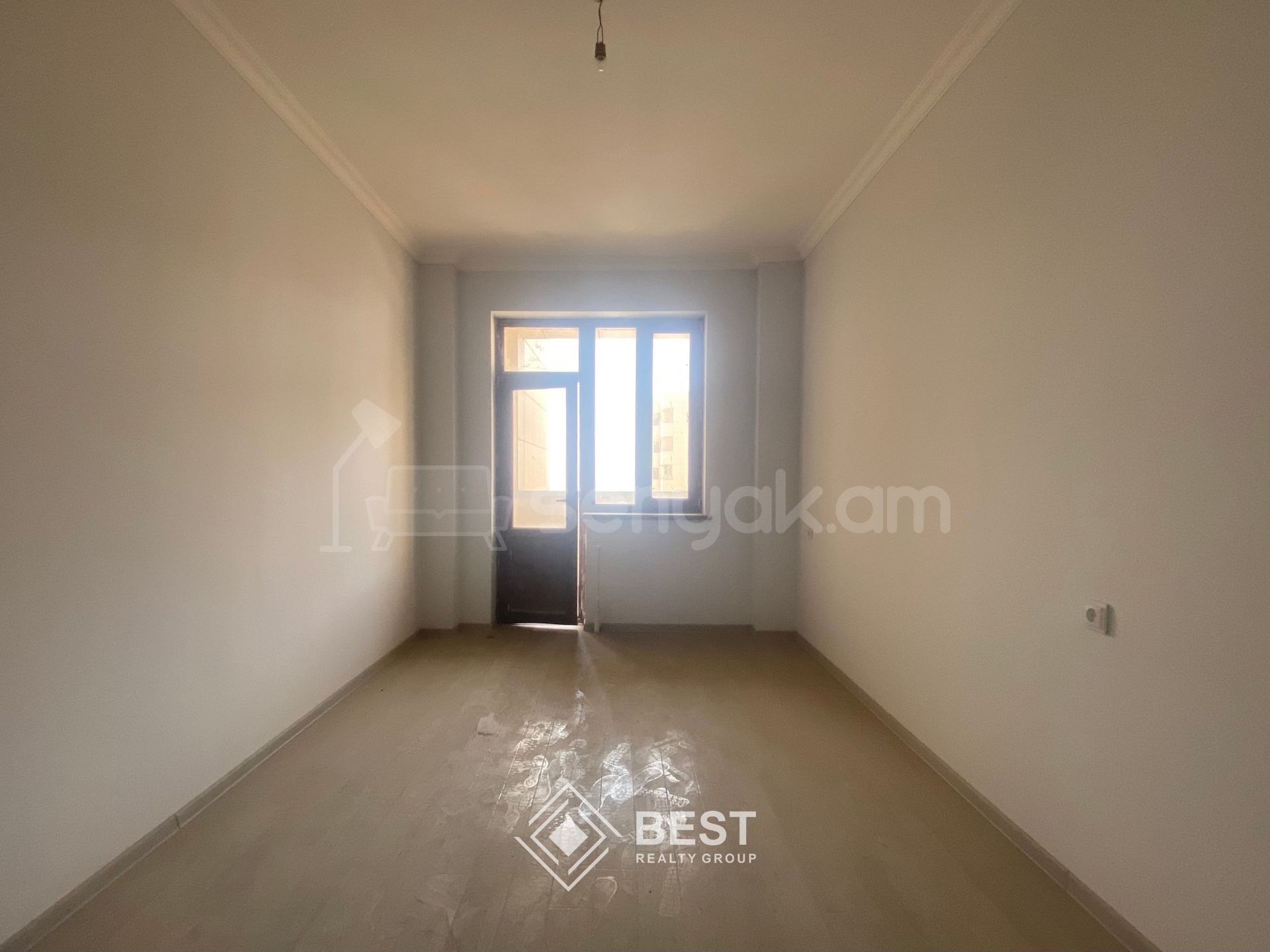 4 Սենյականոց Բնակարան Նորակառույցում, 124քմ, 13/17 հարկ, Կապիտալ Վերանորոգված