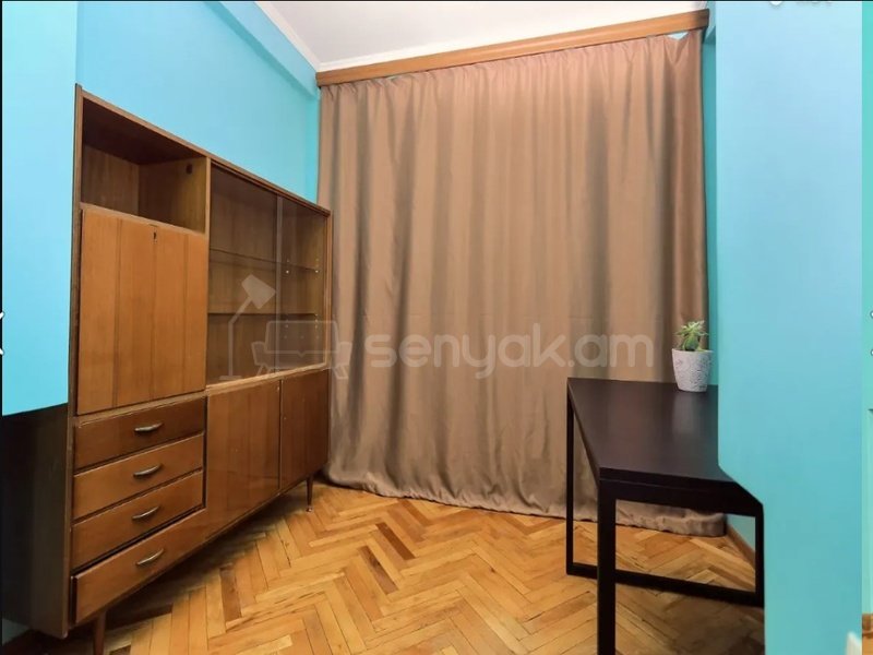 2 Սենյականոց Բնակարան Քարե Շենքում, 50քմ, 4/4 հարկ, Կապիտալ Վերանորոգված, Կահավորված, Արևկող