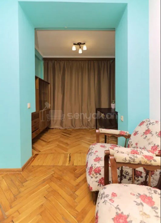 2 Սենյականոց Բնակարան Քարե Շենքում, 50քմ, 4/4 հարկ, Կապիտալ Վերանորոգված, Կահավորված, Արևկող