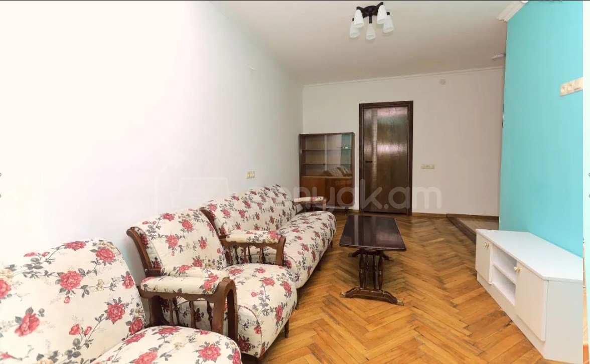 2 Սենյականոց Բնակարան Քարե Շենքում, 50քմ, 4/4 հարկ, Կապիտալ Վերանորոգված, Կահավորված, Արևկող