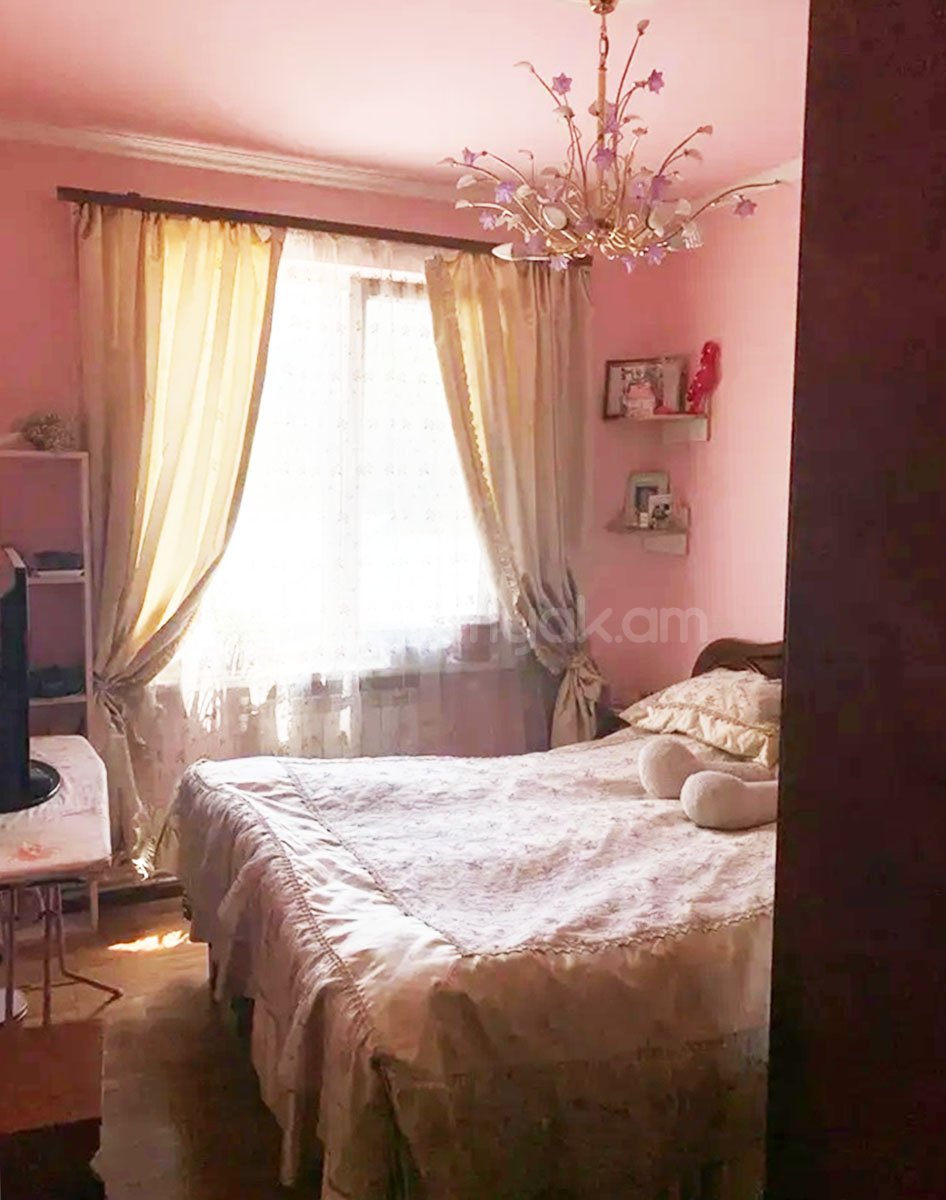 3 Սենյականոց Բնակարան, 78քմ, 2/9 հարկ, Կապիտալ Վերանորոգված