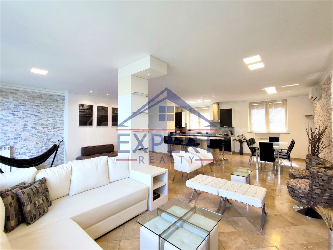 5 Սենյականոց Բնակարան Նորակառույցում, 254քմ, 6/6 հարկ, Կապիտալ Վերանորոգված