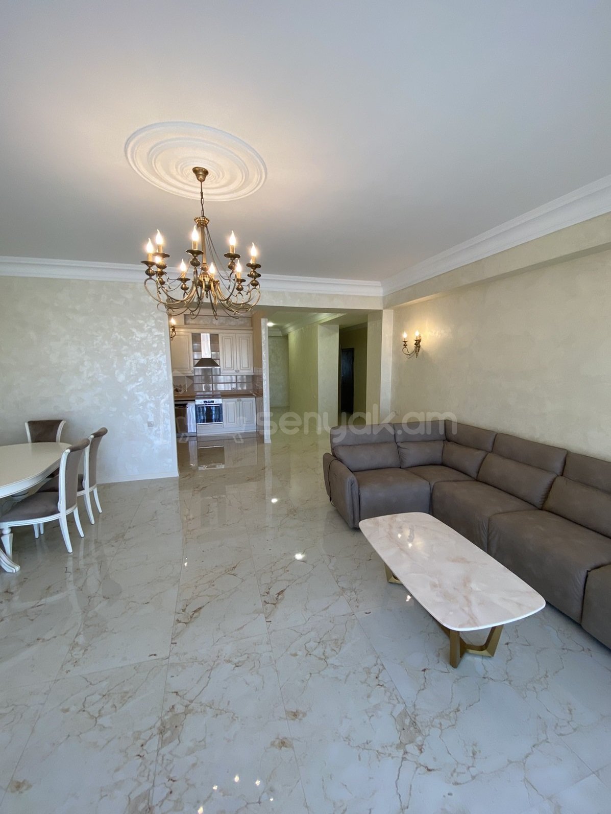 4 Սենյականոց Բնակարան Նորակառույցում, 155քմ, 11/15 հարկ, Դիզայներական Վերանորոգված