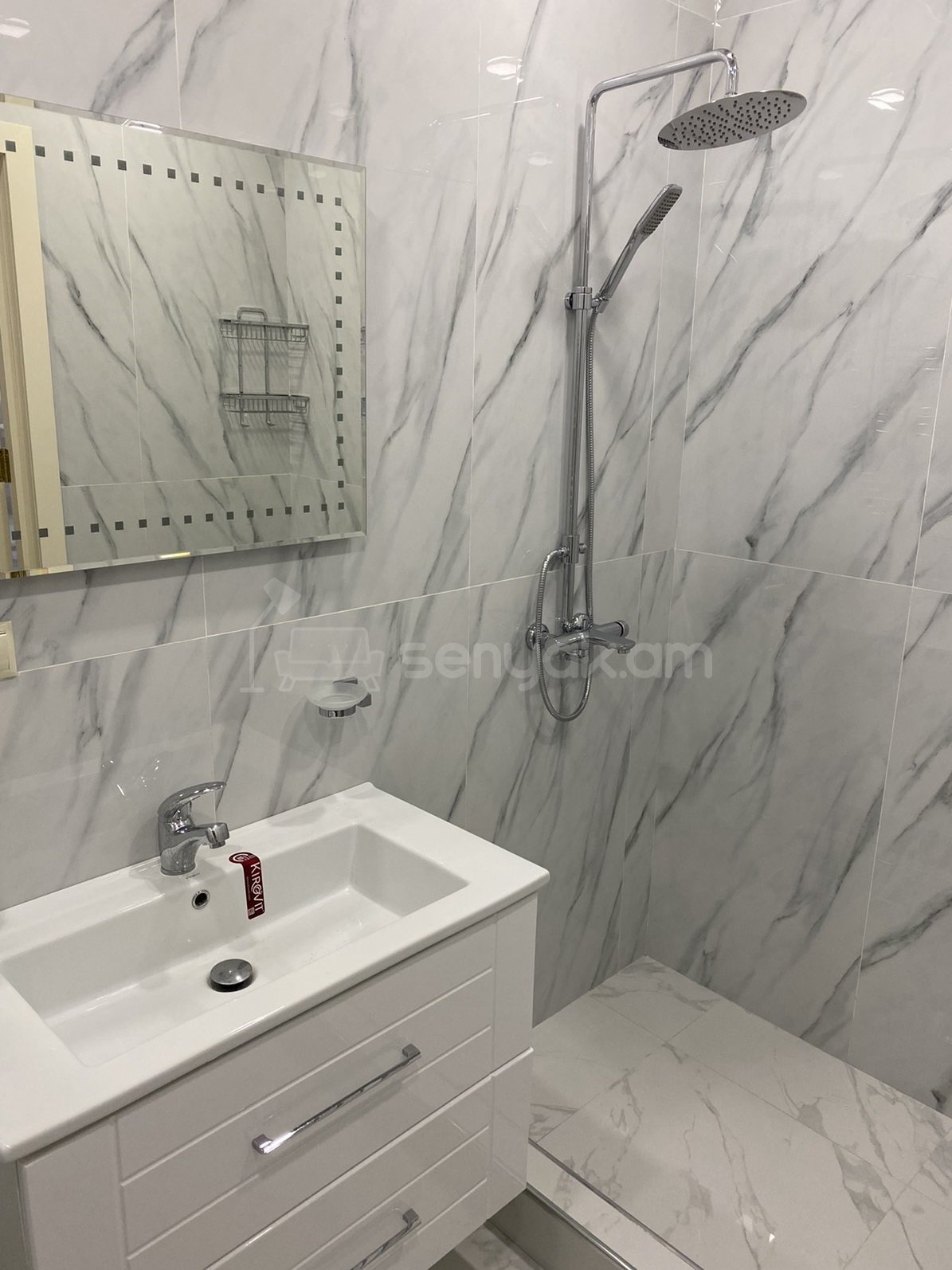 4 Սենյականոց Բնակարան Նորակառույցում, 155քմ, 11/15 հարկ, Դիզայներական Վերանորոգված