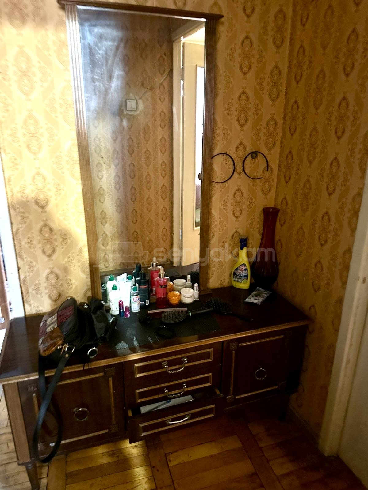 2 Սենյականոց Բնակարան, 70քմ, 5/9 հարկ, Պետական Վիճակում, Կահավորված