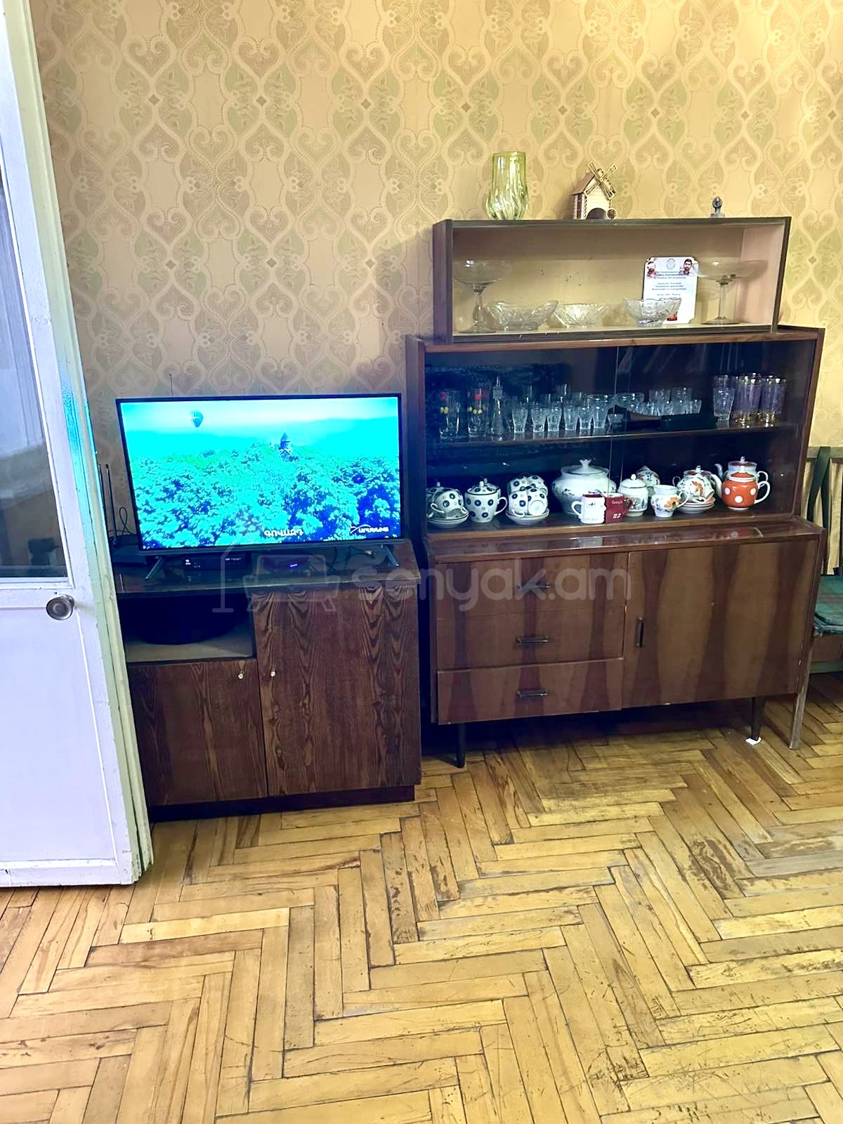 2 Սենյականոց Բնակարան, 70քմ, 5/9 հարկ, Պետական Վիճակում, Կահավորված