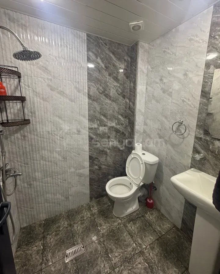 3 Սենյականոց Բնակարան Նորակառույց Քարե Շենքում, 65քմ, 3/4 հարկ, Դիզայներական Վերանորոգված, Կահավորված