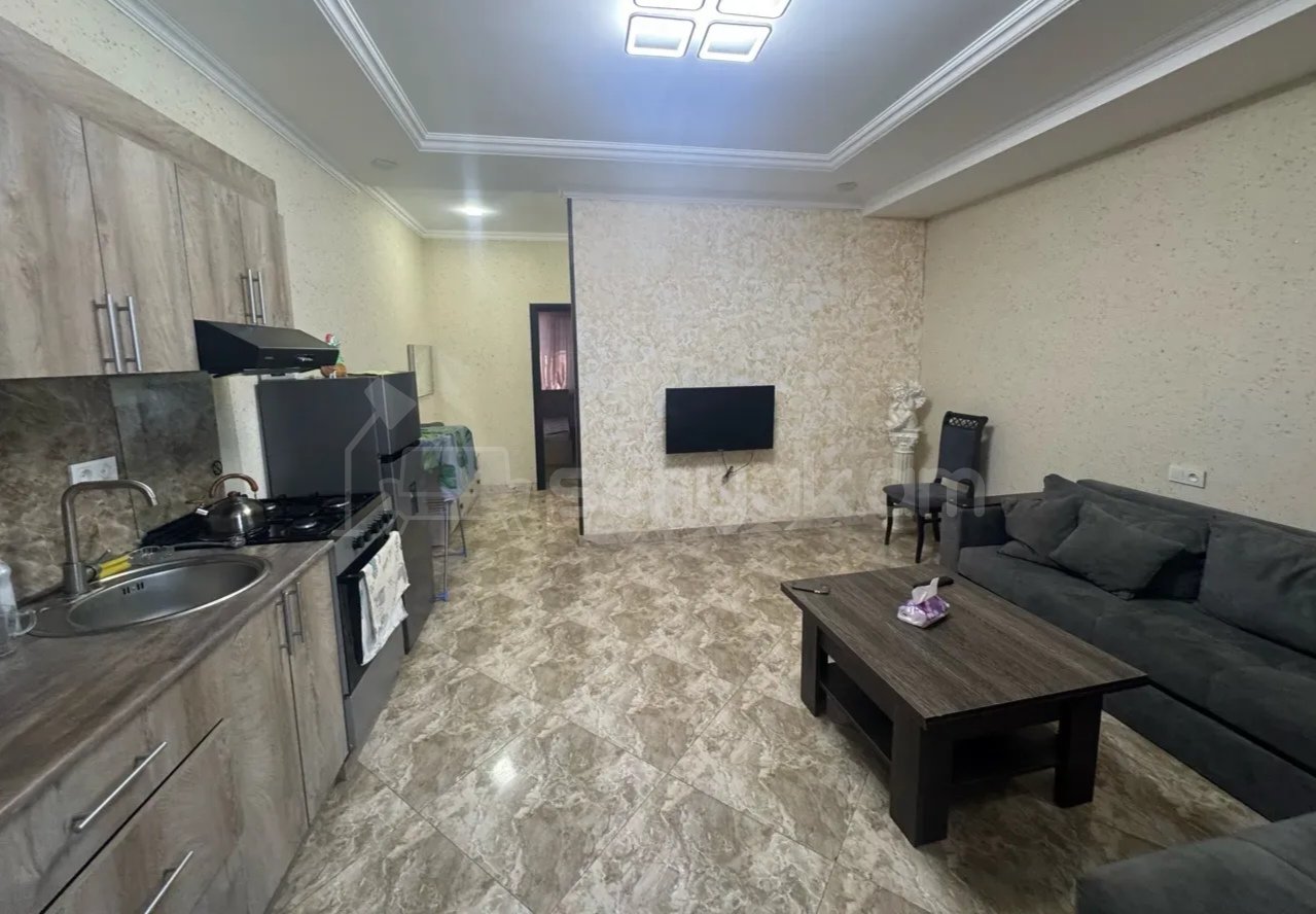 3 Սենյականոց Բնակարան Նորակառույց Քարե Շենքում, 65քմ, 3/4 հարկ, Դիզայներական Վերանորոգված, Կահավորված