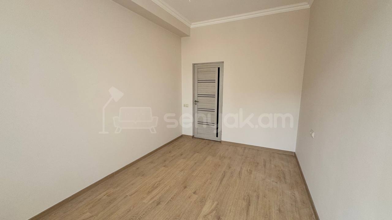 3 Սենյականոց Բնակարան, 75քմ, 3/8 հարկ, Կապիտալ Վերանորոգված