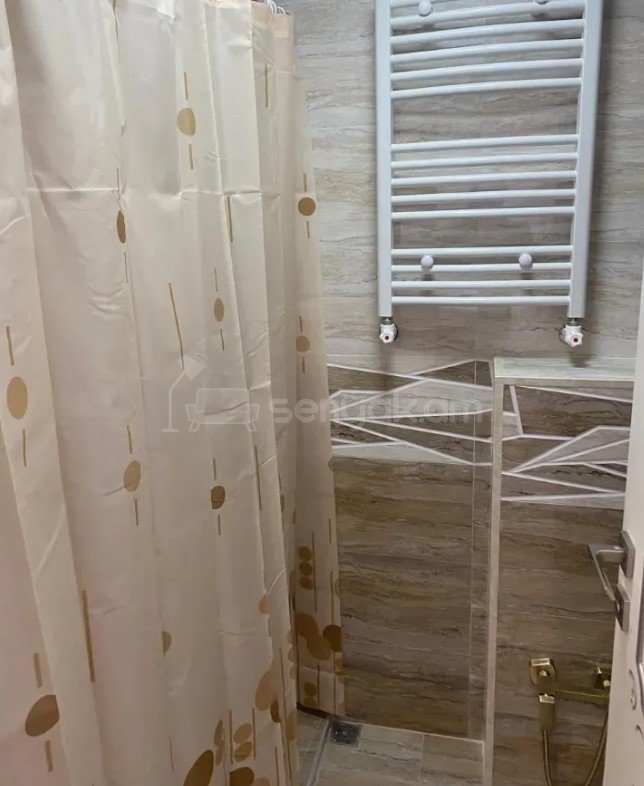 3 Սենյականոց Բնակարան Նորակառույցում, 120քմ, 6/16 հարկ, Դիզայներական Վերանորոգված, Կահավորված