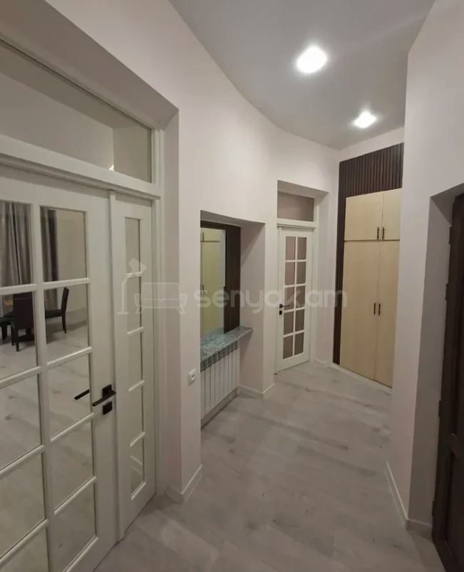 2 Սենյականոց Բնակարան Քարե Շենքում, 65քմ, 2/4 հարկ, Կապիտալ Վերանորոգված, Կահավորված, Արևկող