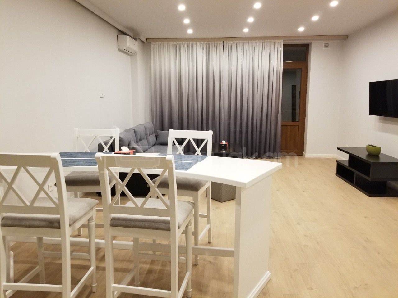 3 Սենյականոց Բնակարան Նորակառույցում, 102քմ, 5/16 հարկ, Դիզայներական Վերանորոգված