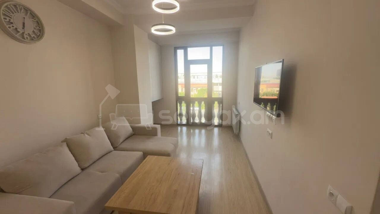 2 Սենյականոց Բնակարան, 44քմ, 4/8 հարկ, Կապիտալ Վերանորոգված