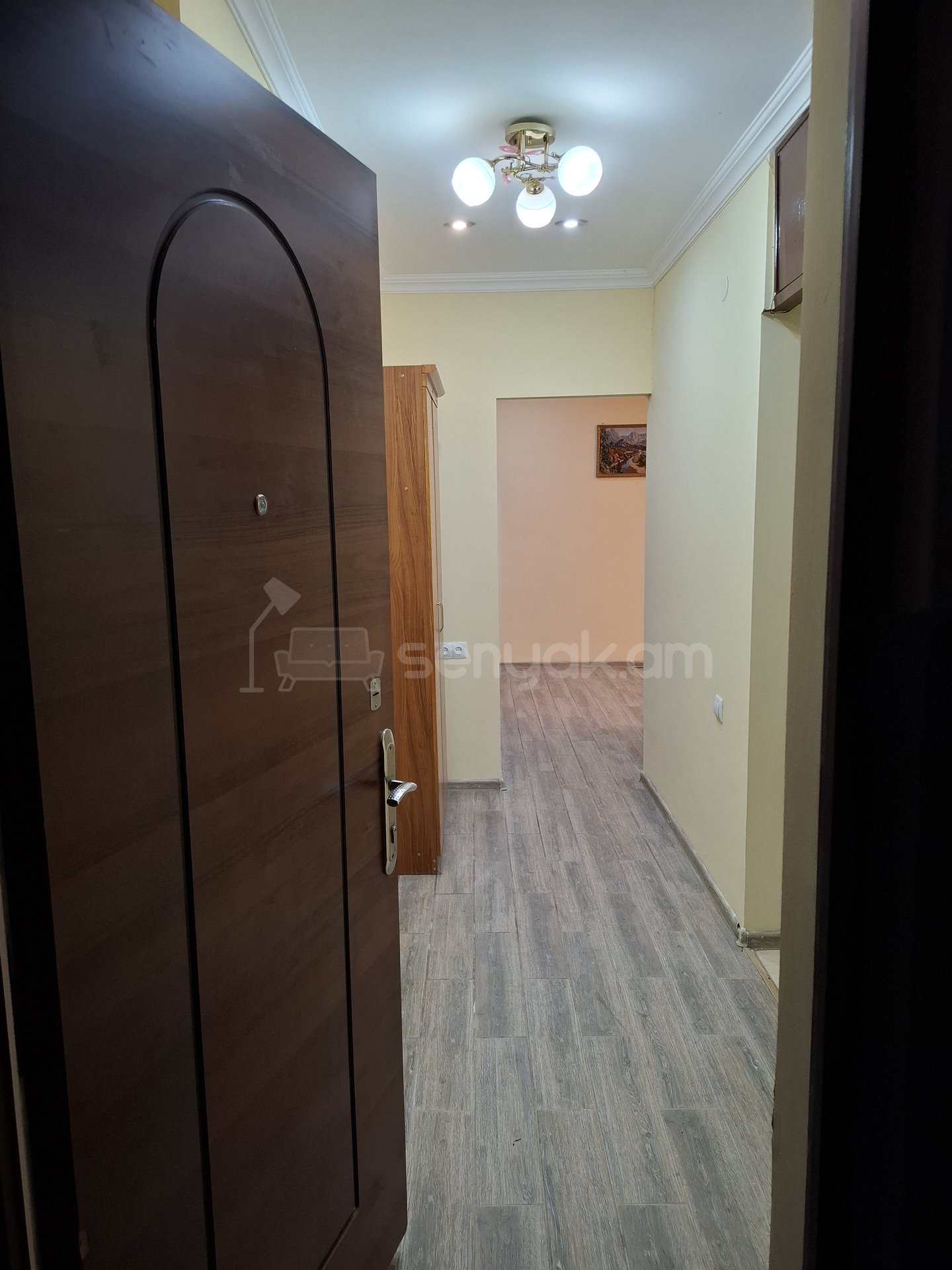 2 Սենյականոց Բնակարան, 50քմ, 3/9 հարկ, Կապիտալ Վերանորոգված, Կահավորված, Արևկող