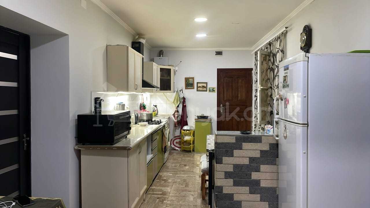 3 Սենյականոց Ամառանոց, 750քմ, Լողավազանով