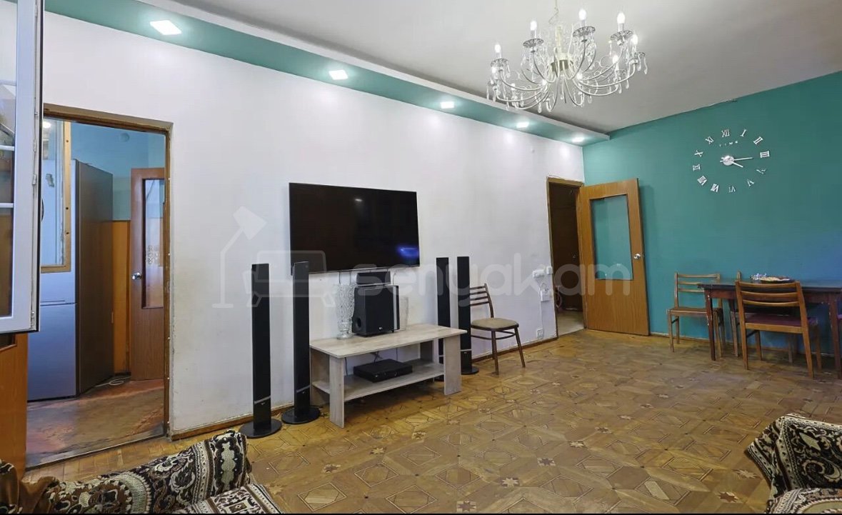 3 Սենյականոց Բնակարան, 87քմ, 2/12 հարկ, Նորմալ Վիճակում