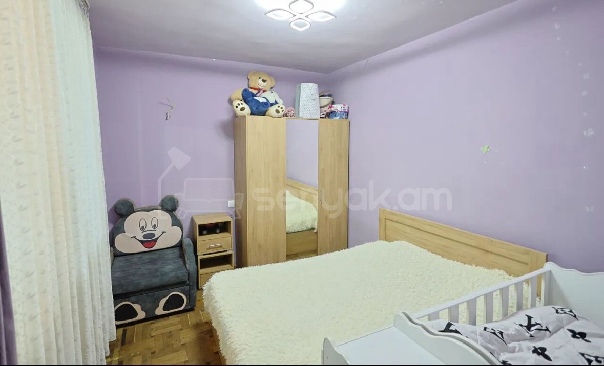 3 Սենյականոց Բնակարան, 87քմ, 2/12 հարկ, Նորմալ Վիճակում