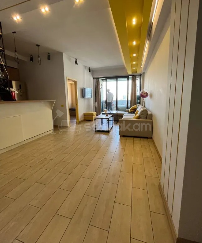 2 Սենյականոց Բնակարան, 65քմ, 14/16 հարկ, Դիզայներական Վերանորոգված, Կահավորված, Արևկող