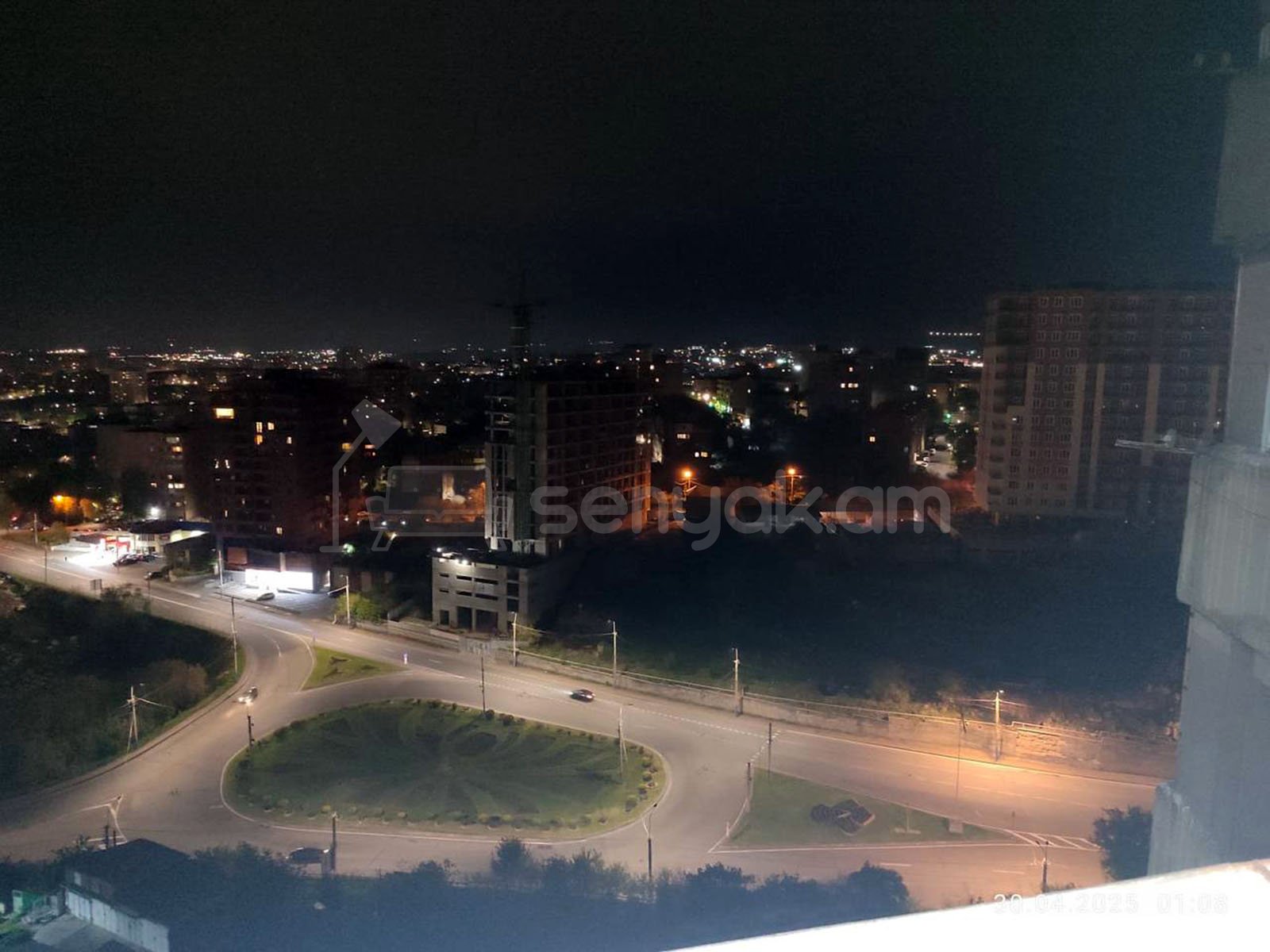 3 Սենյականոց Բնակարան, 94քմ, 13/16 հարկ, Դիզայներական Վերանորոգված