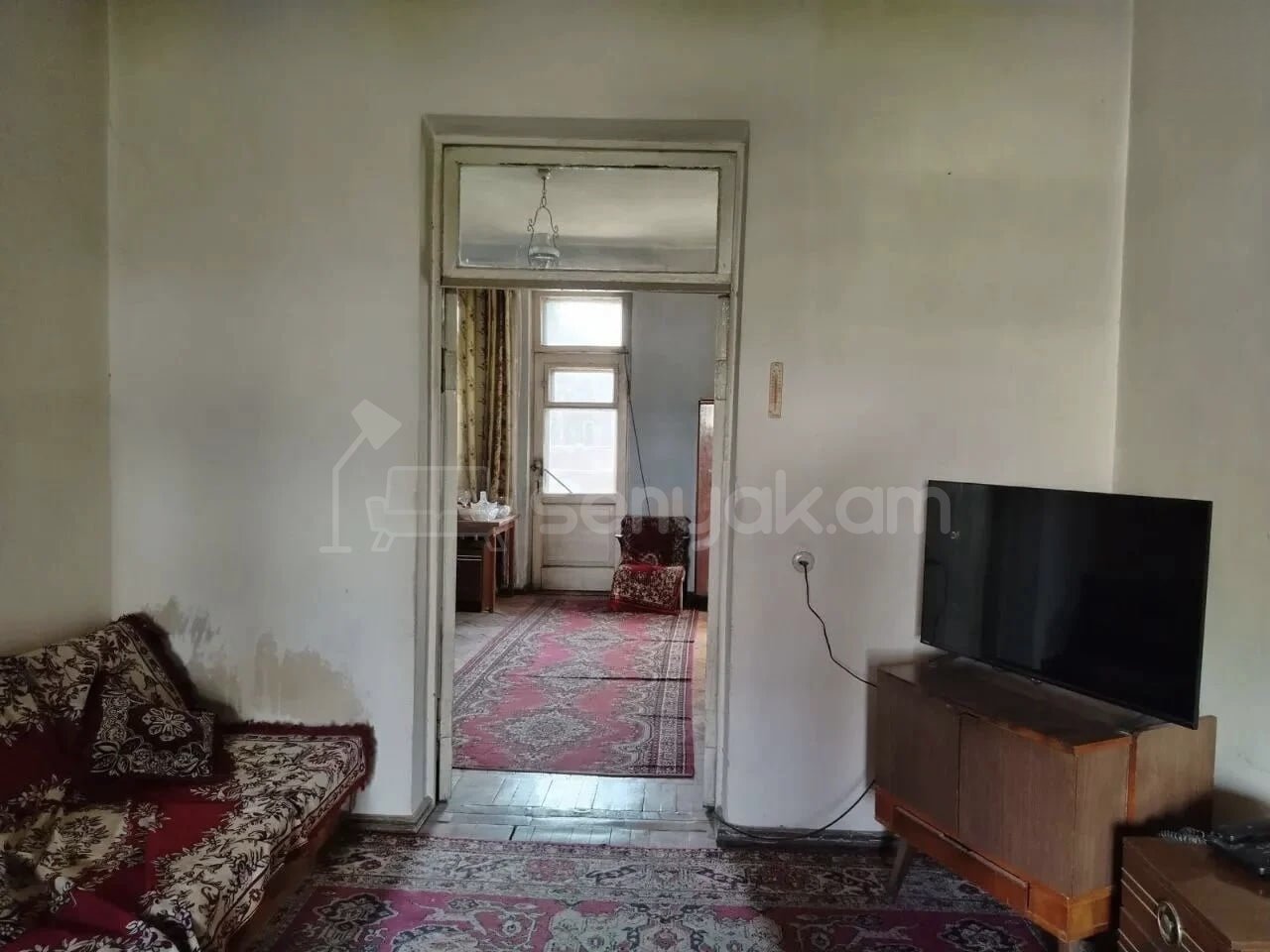 2 Սենյականոց Բնակարան Քարե Շենքում, 73քմ, 4/4 հարկ, Պետական Վիճակում