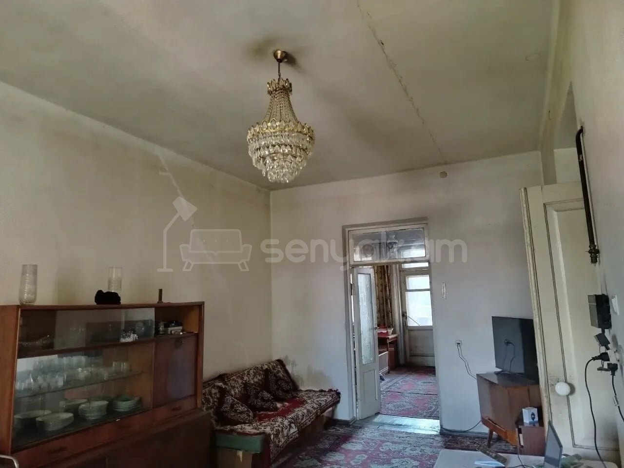 2 Սենյականոց Բնակարան Քարե Շենքում, 73քմ, 4/4 հարկ, Պետական Վիճակում