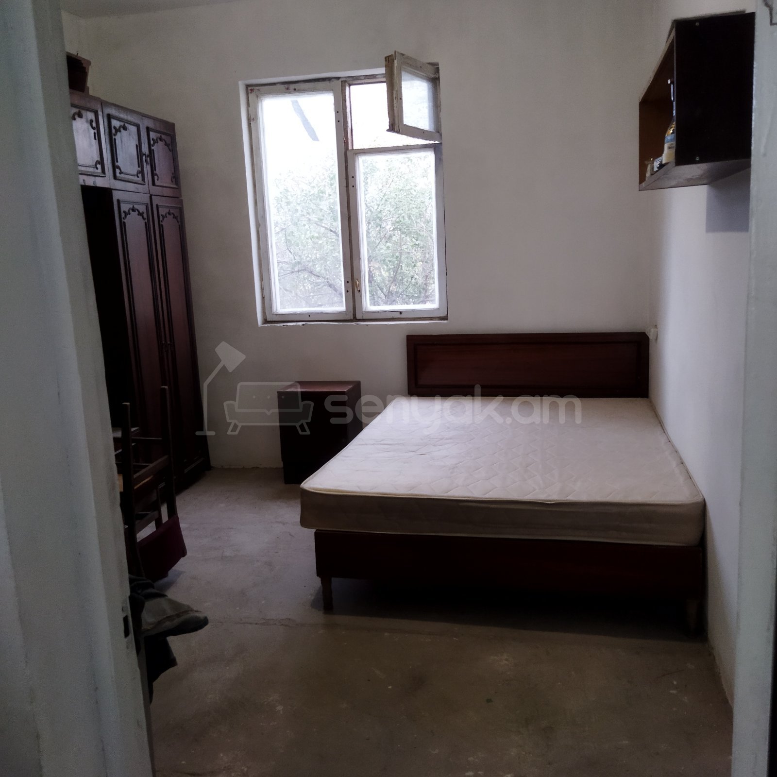 3 Սենյականոց Սեփական Տուն, 1000քմ, Կոսմետիկ Վերանորոգված, Կահավորված