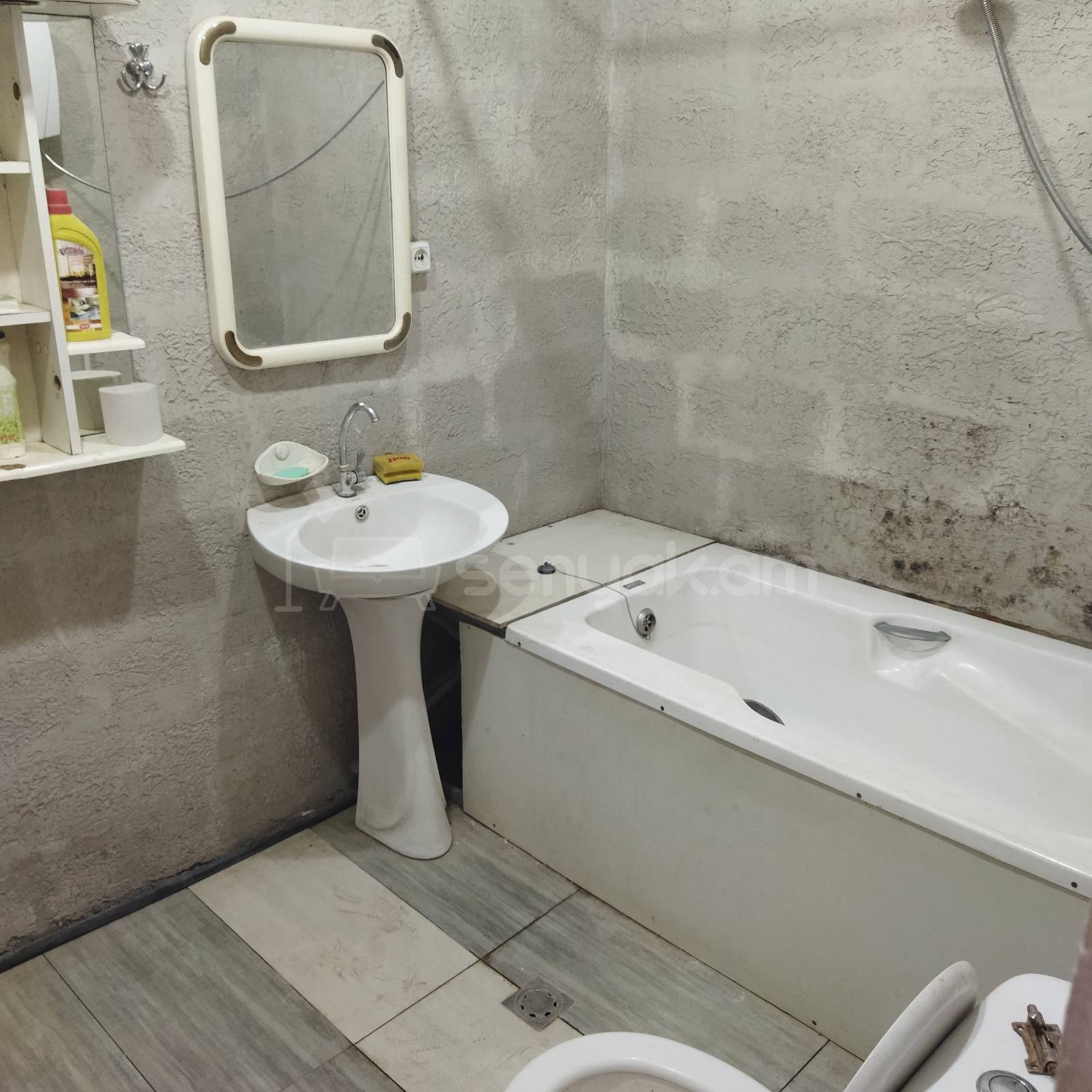 3 Սենյականոց Սեփական Տուն, 1000քմ, Կոսմետիկ Վերանորոգված, Կահավորված