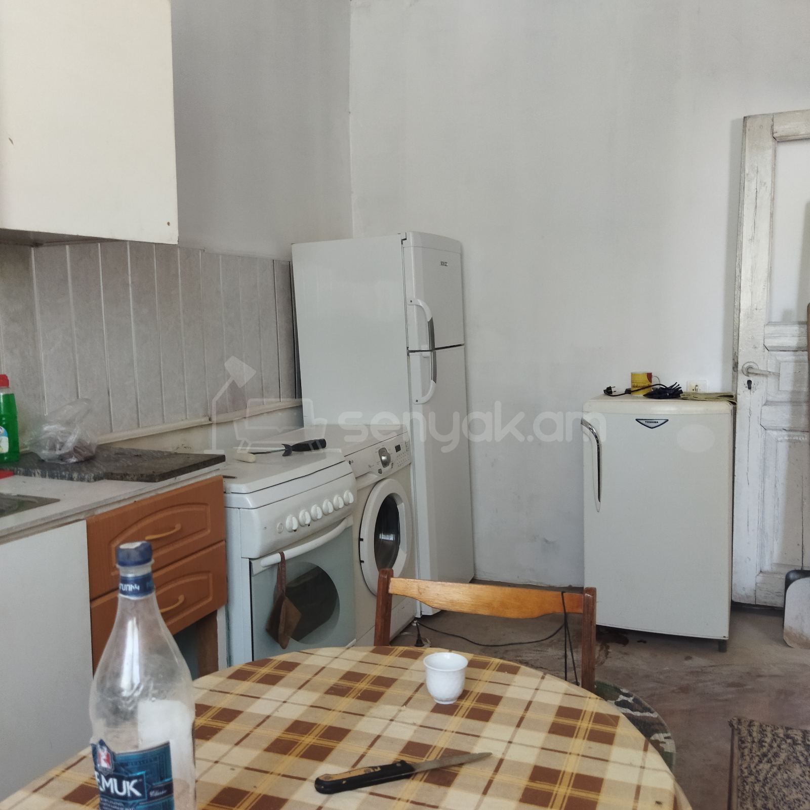 3 Սենյականոց Սեփական Տուն, 1000քմ, Կոսմետիկ Վերանորոգված, Կահավորված