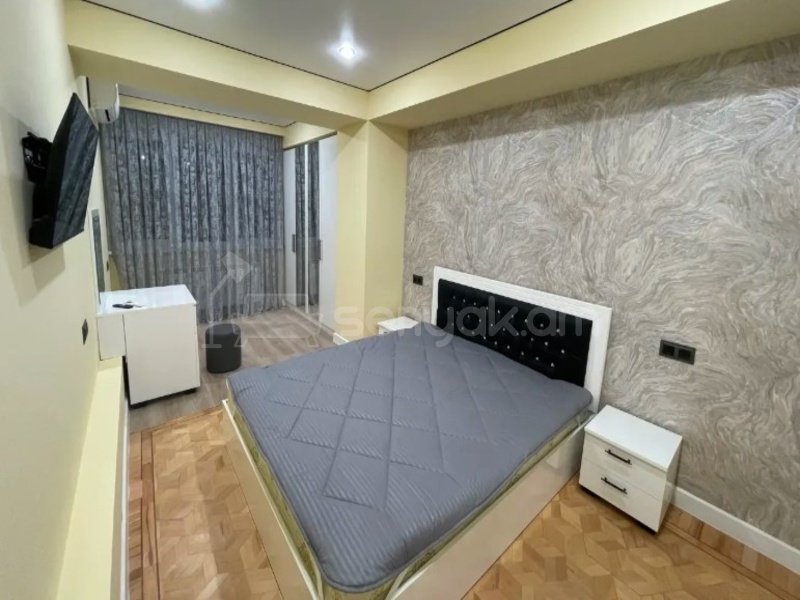 3 Սենյականոց Բնակարան, 67քմ, 2/10 հարկ, Դիզայներական Վերանորոգված, Կահավորված, Արևկող