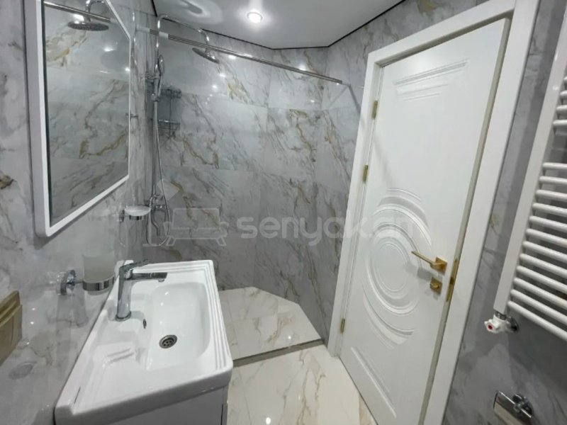 3 Սենյականոց Բնակարան, 67քմ, 2/10 հարկ, Դիզայներական Վերանորոգված, Կահավորված, Արևկող