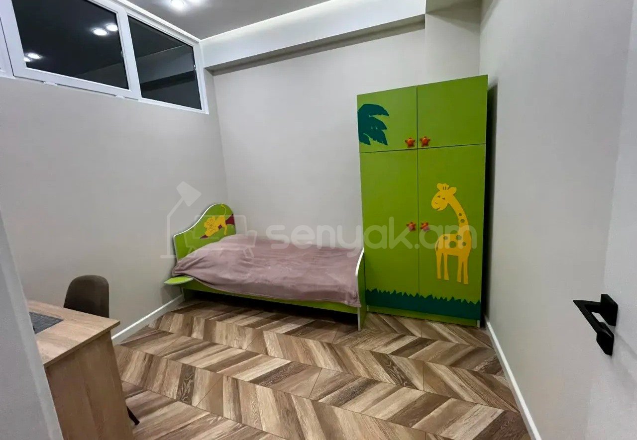 4 Սենյականոց Բնակարան Նորակառույցում, 92քմ, 4/13 հարկ, Դիզայներական Վերանորոգված