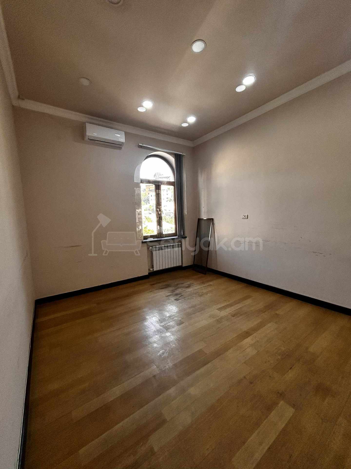 Օֆիսային Տարածք, 50քմ, Կապիտալ Վերանորոգված