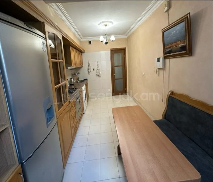 3 Սենյականոց Բնակարան, 75քմ, 2/9 հարկ, Կապիտալ Վերանորոգված, Կահավորված, Արևկող