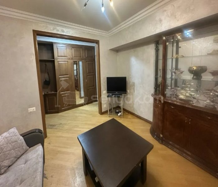 3 Սենյականոց Բնակարան, 75քմ, 2/9 հարկ, Կապիտալ Վերանորոգված, Կահավորված, Արևկող