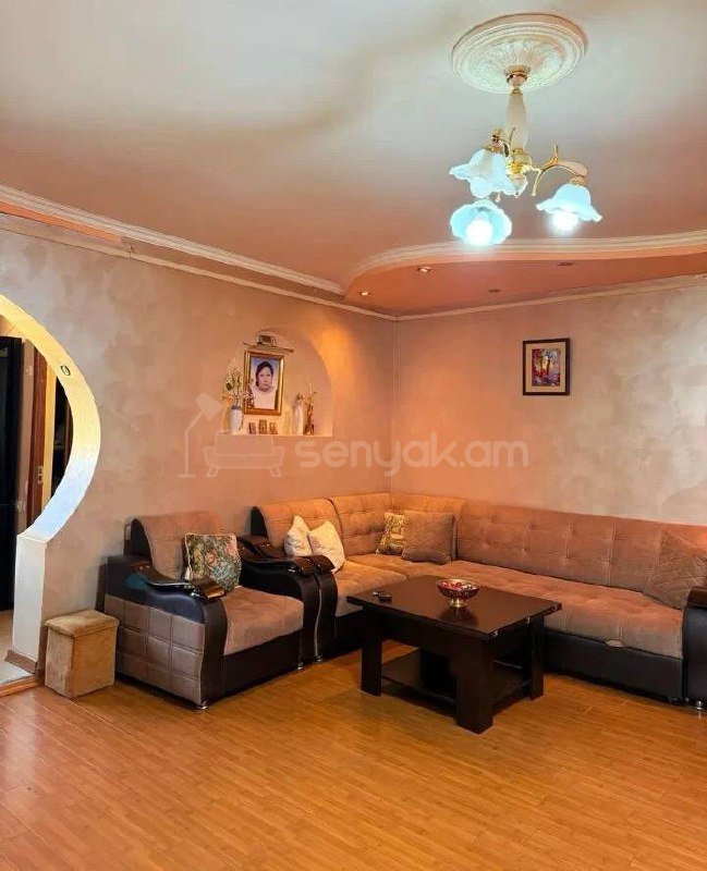 4 Սենյականոց Բնակարան, 92քմ, 8/9 հարկ, Կապիտալ Վերանորոգված