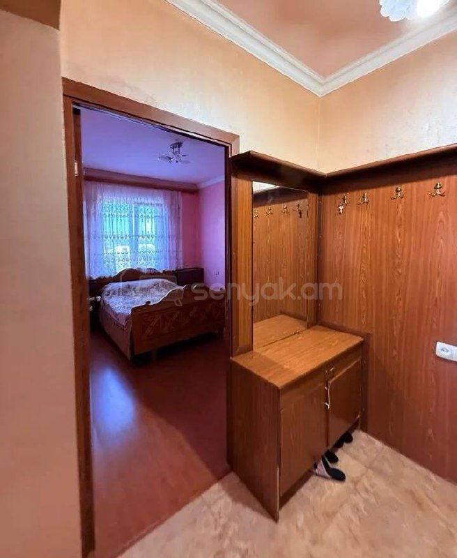 4 Սենյականոց Բնակարան, 92քմ, 8/9 հարկ, Կապիտալ Վերանորոգված