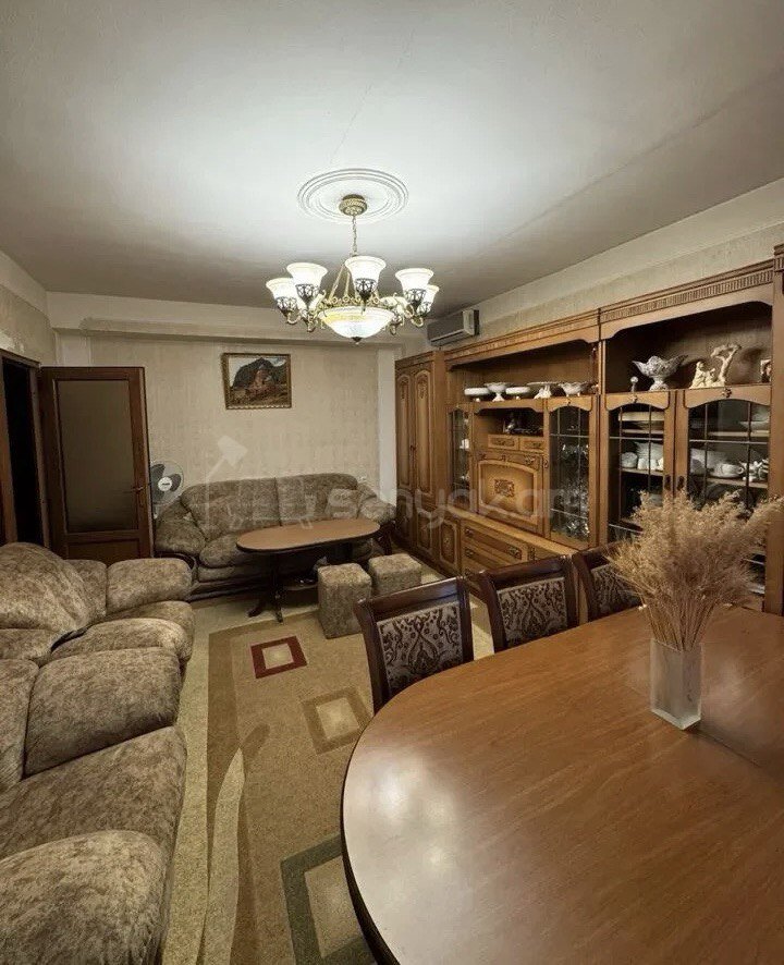 3 Սենյականոց Բնակարան, 68քմ, 2/9 հարկ, Կապիտալ Վերանորոգված