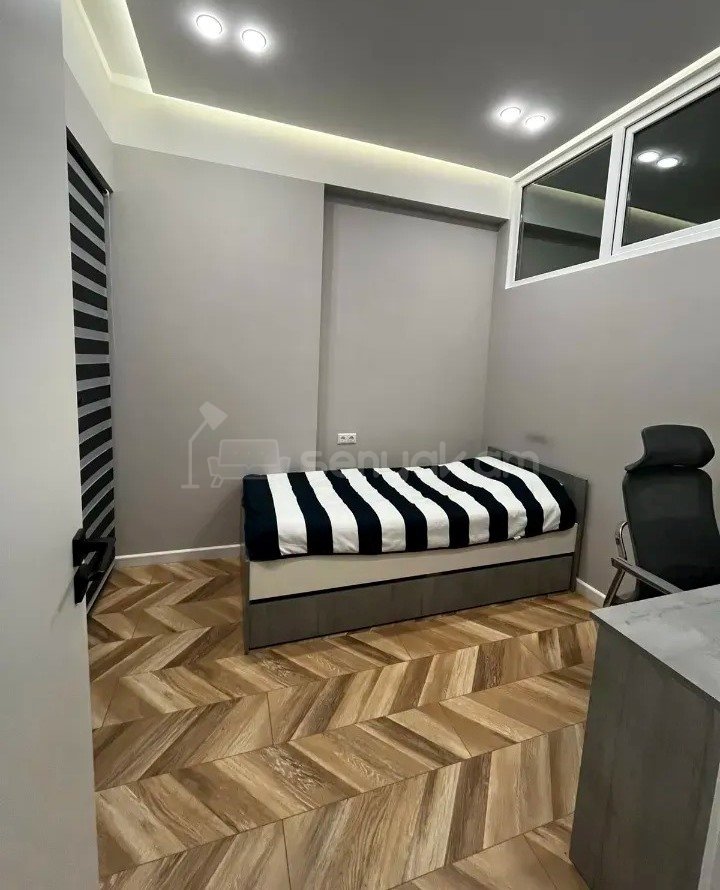 3 Սենյականոց Բնակարան Նորակառույցում, 92քմ, 4/13 հարկ, Կապիտալ Վերանորոգված