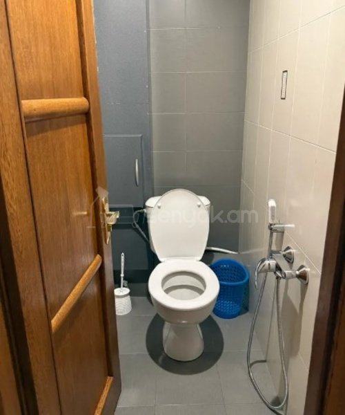 3 Սենյականոց Բնակարան, 87քմ, 9/10 հարկ, Կապիտալ Վերանորոգված, Կահավորված, Արևկող