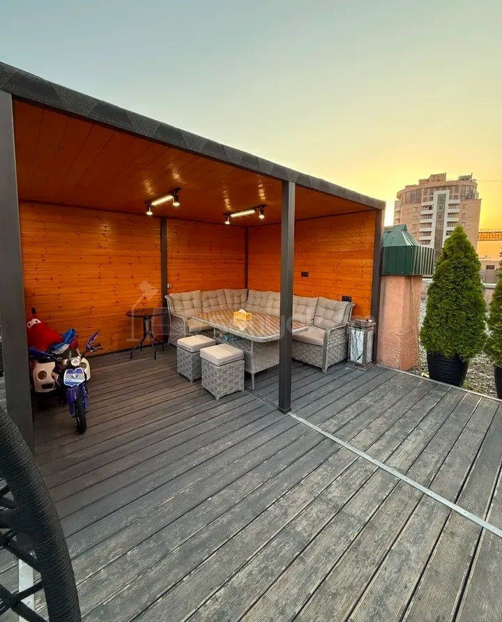 4 Սենյականոց Բնակարան Նորակառույցում, 122քմ, 9/9 հարկ, Կապիտալ Վերանորոգված