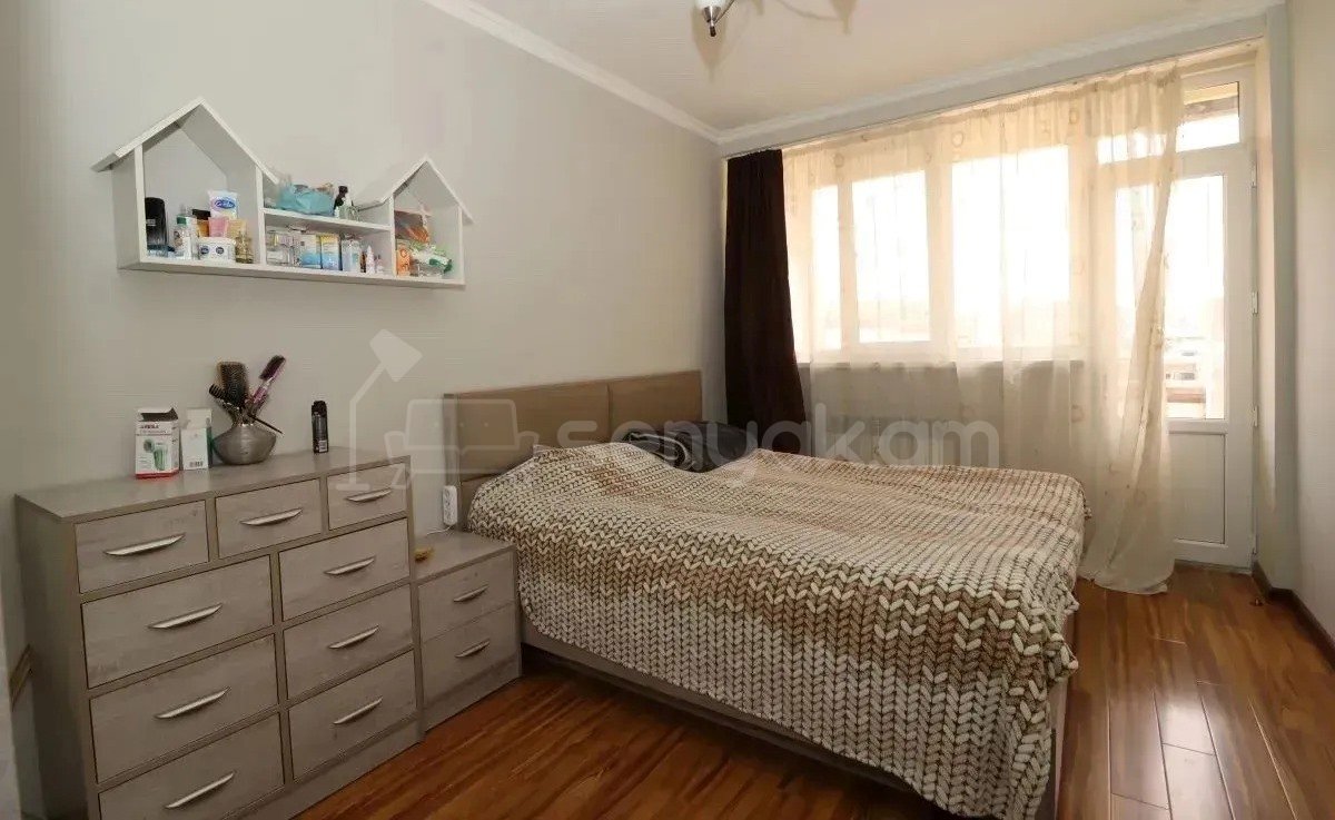 3 Սենյականոց Բնակարան, 83քմ, 7/11 հարկ, Նորմալ Վիճակում