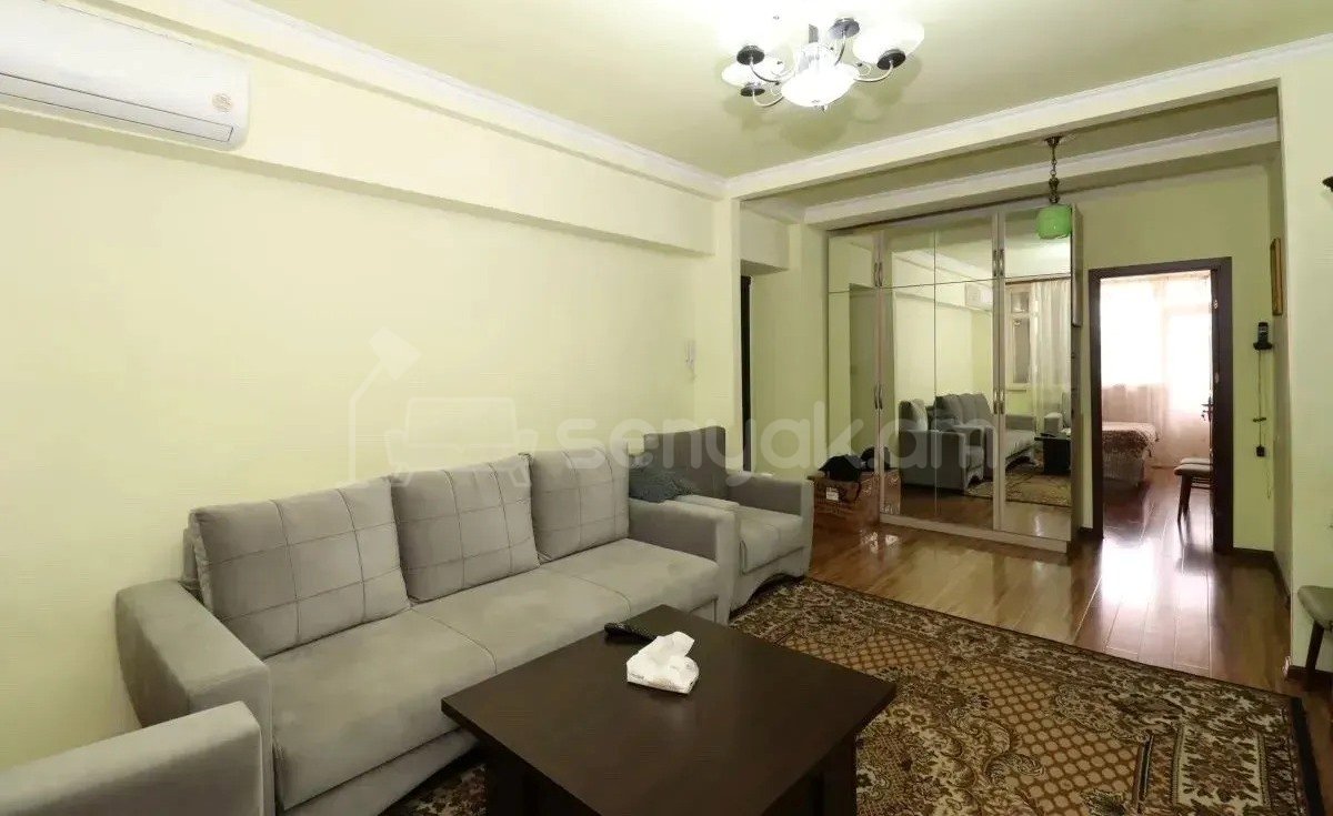 3 Սենյականոց Բնակարան, 83քմ, 7/11 հարկ, Նորմալ Վիճակում